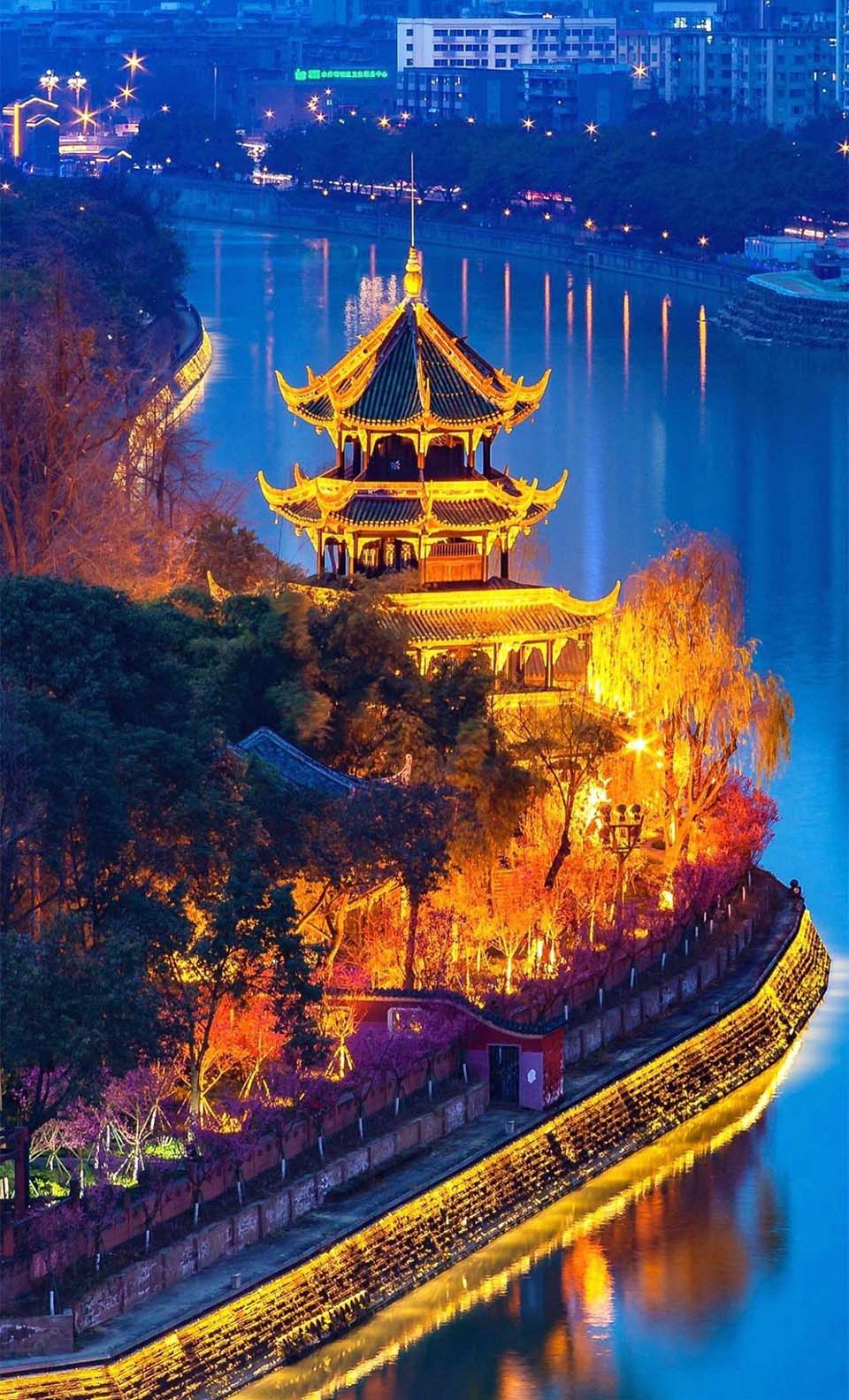 图片03.jpg